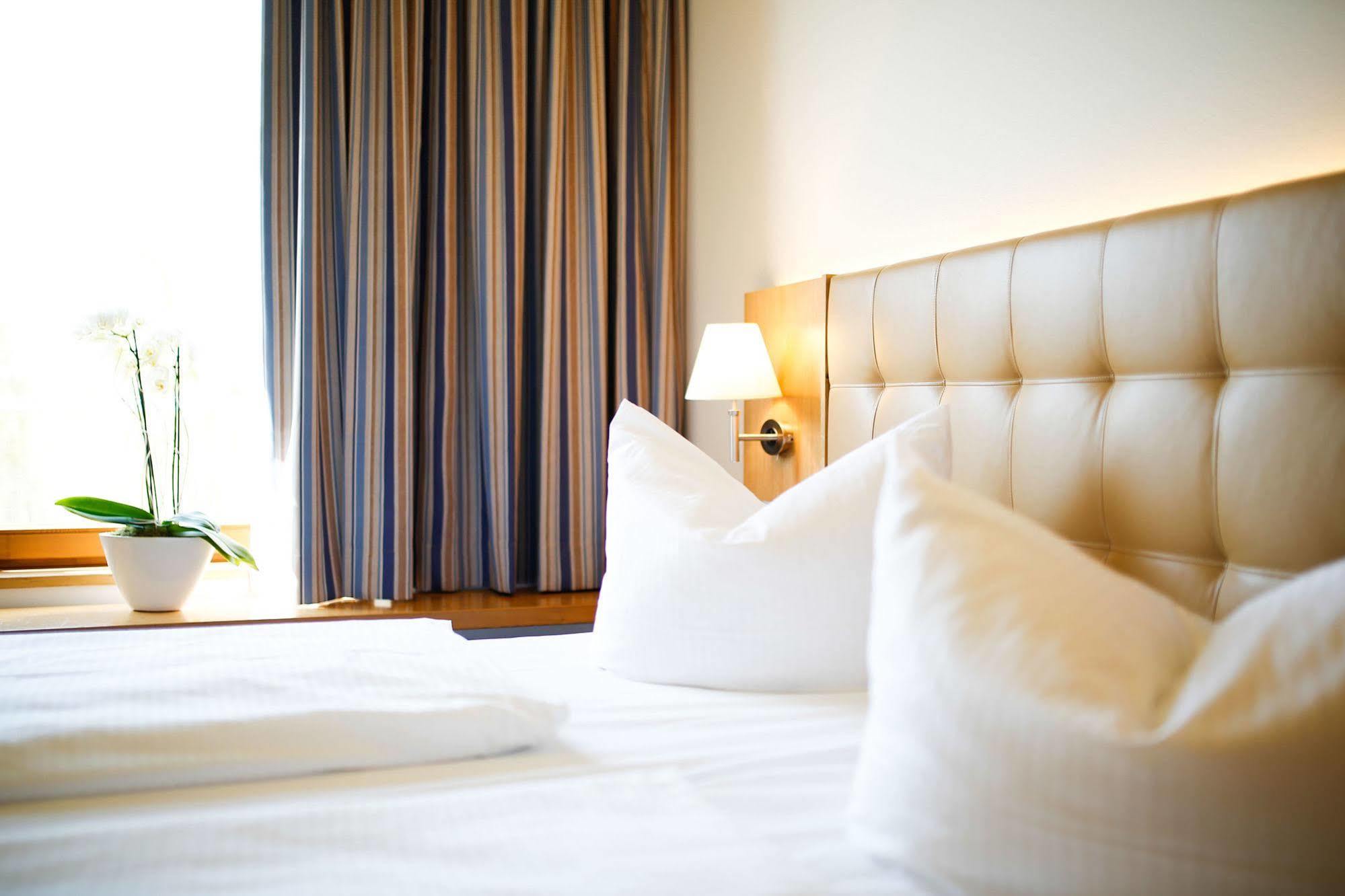 Ostseehotel Dierhagen Eksteriør billede